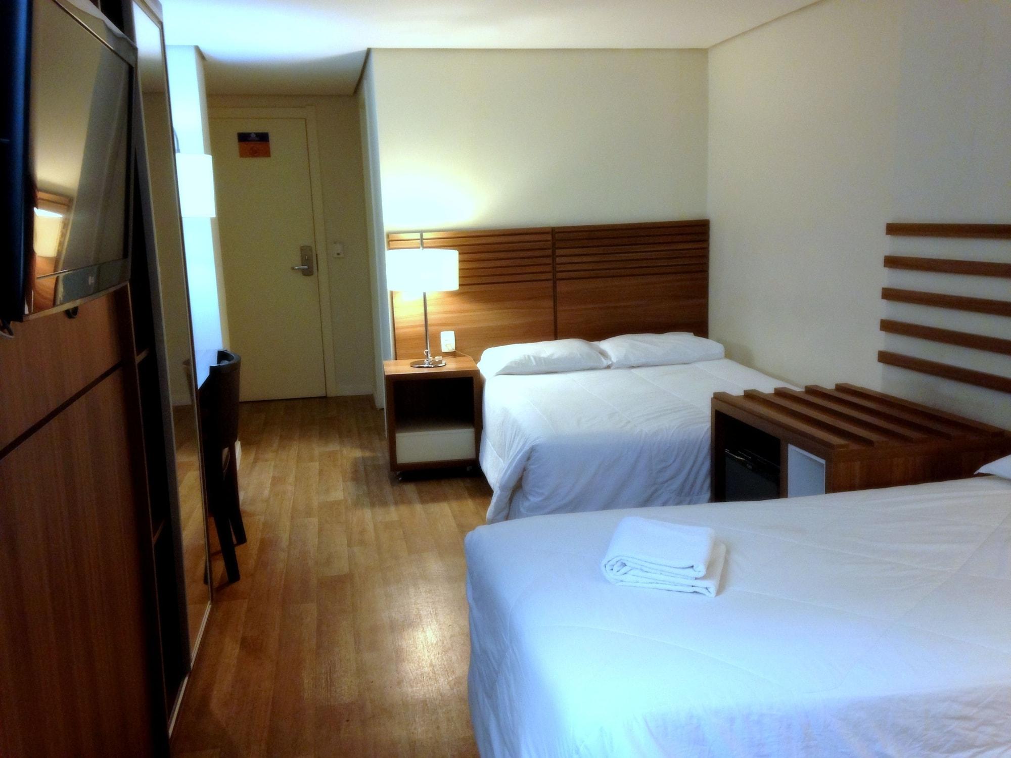 Umbu Hotel Porto Alegre - Centro Historico - Prox Aeroporto 15Min 外观 照片