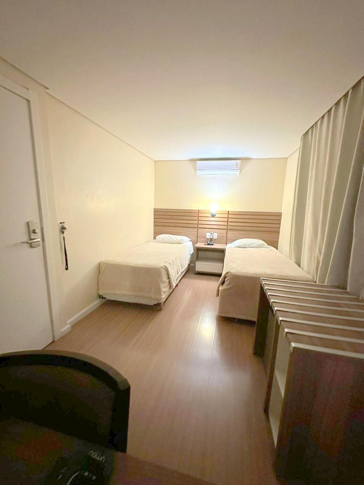 Umbu Hotel Porto Alegre - Centro Historico - Prox Aeroporto 15Min 客房 照片