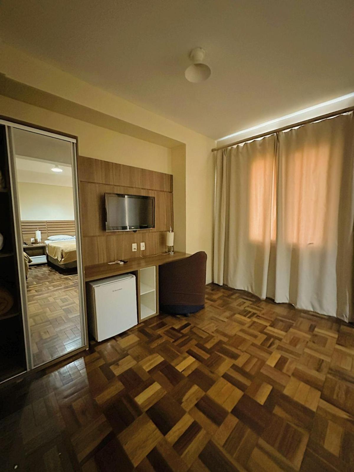 Umbu Hotel Porto Alegre - Centro Historico - Prox Aeroporto 15Min 客房 照片
