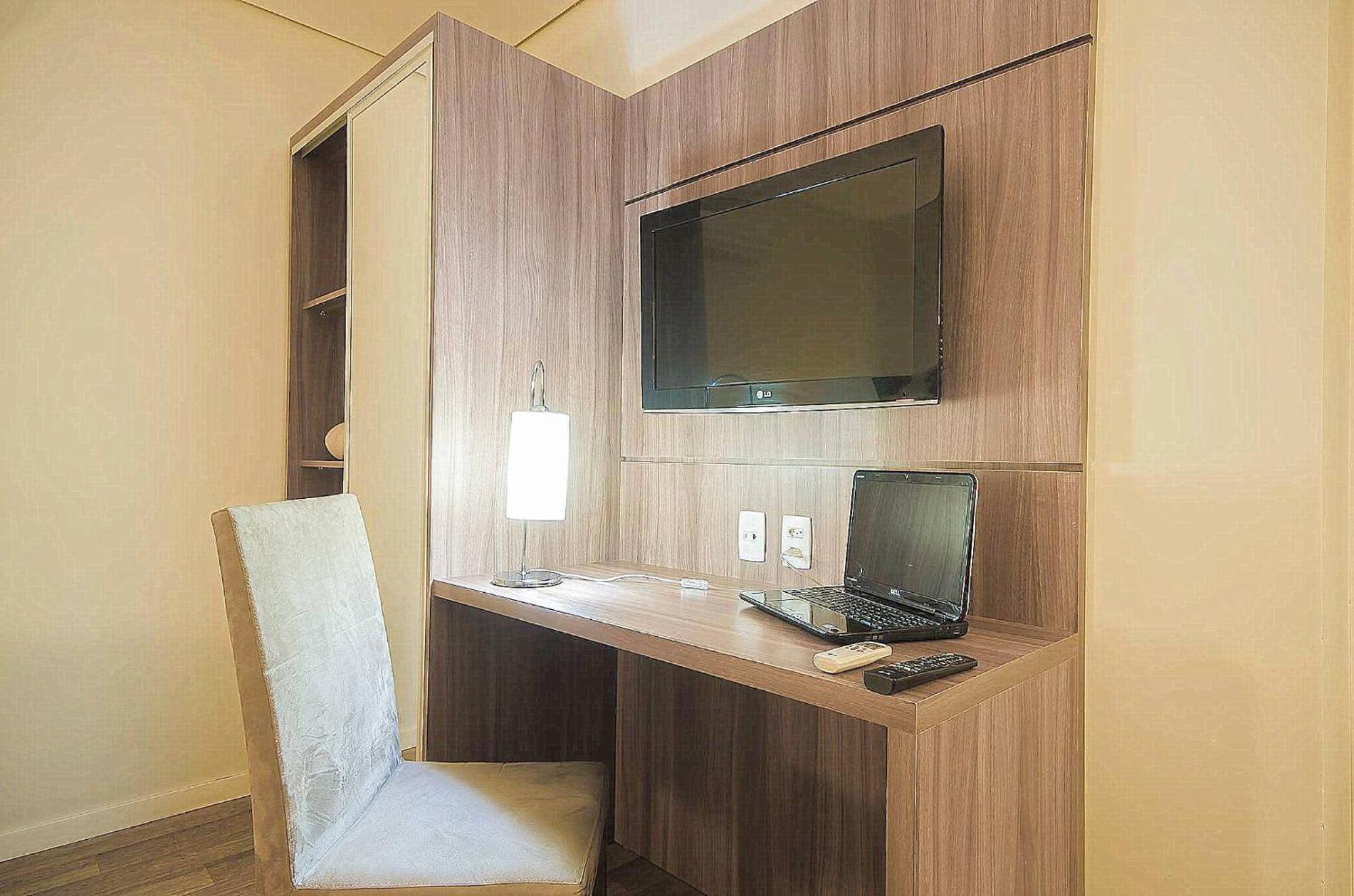 Umbu Hotel Porto Alegre - Centro Historico - Prox Aeroporto 15Min 客房 照片